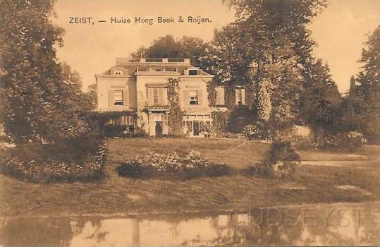 Driebergseweg0008, Buitenplaats Hoog Beek en Royen. 1926.jpg - Landhuis Hoog Beek en Royen (Driebergseweg 1) is in 1827 gebouwd in opdracht van Albert Voombergh (1793-1851) naar ontwerp van de architect Johannes van Straaten (1781-1858). Sinds 2001 is er een bankinstelling op de buiten gevestigd genaamd: Van Lanschot Bankiers. Het 9,5 ha. Grote park is in 1945 tot openbaar wandelpark bestemd.Opname van 1926.